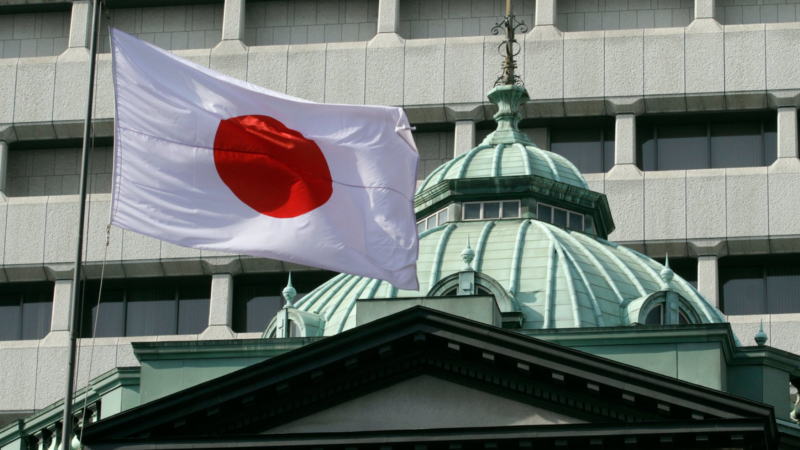 日本《产经新闻》2日报道称，英国完成脱欧程序后，日本政府希望进一步强化与英国的双边关系。